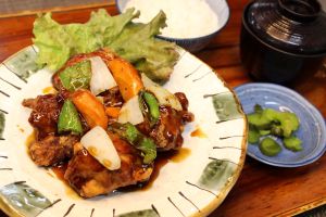 若鶏の黒酢あんかけ定食